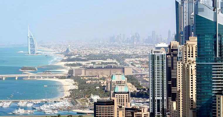 dubaï : le projet immobilier bitcoin de michelle mone fait du