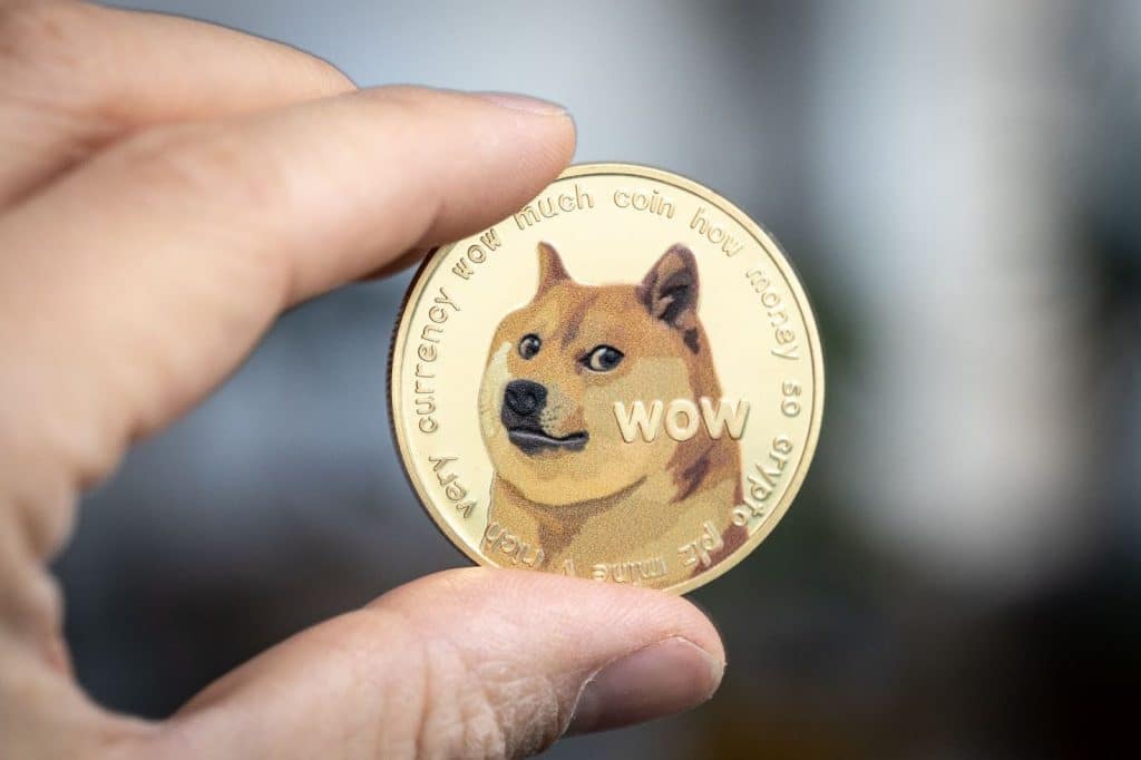 Le $DOGE s’envole avec une hausse de 36% pour la semaine alors que le $GFOX vise un objectif de 6 millions de dollars
