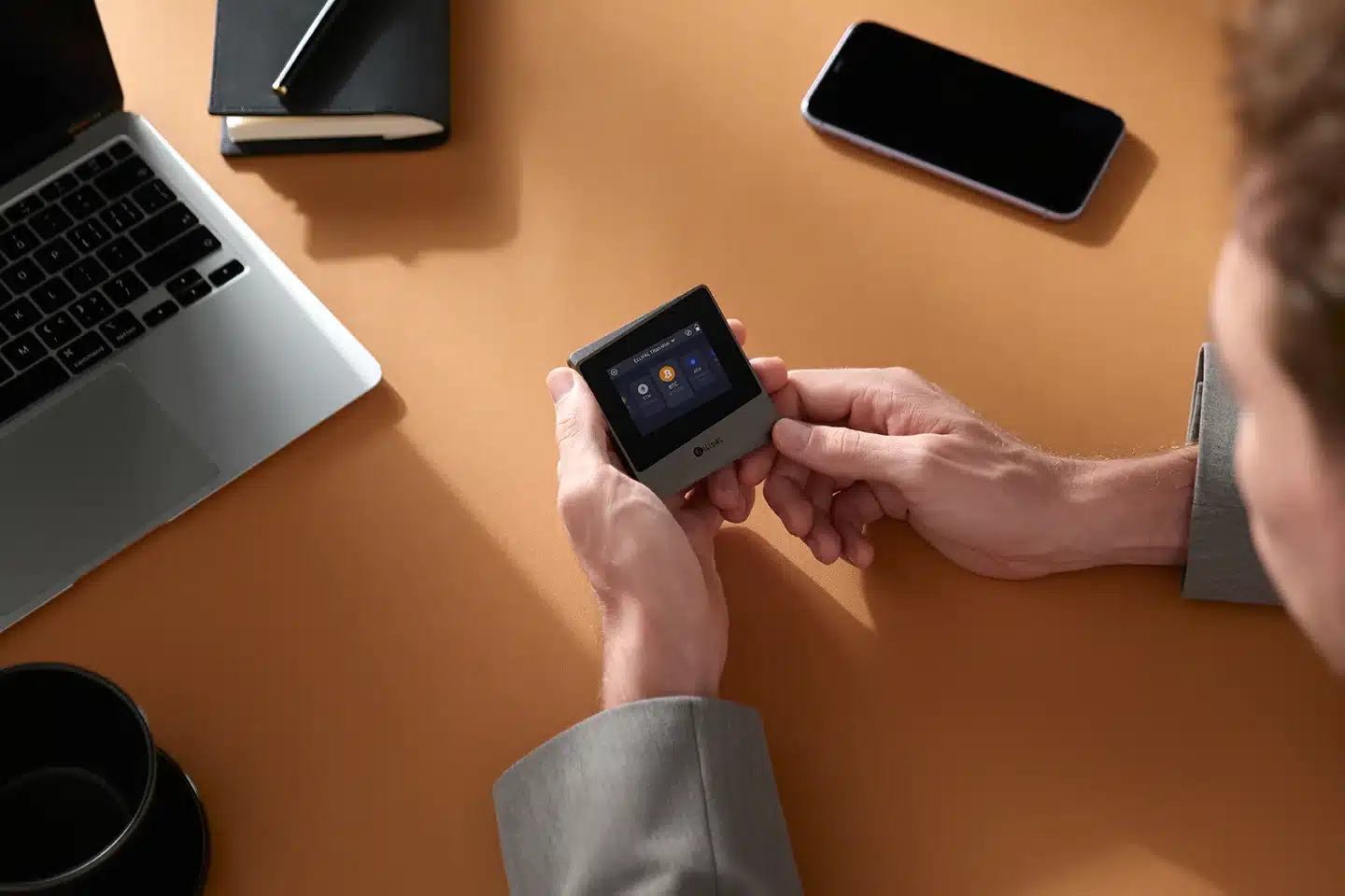 ELLIPAL Titan Mini - Portafoglio Hardware Crypto Air-Gapped, Sicurezza Anti-Manomissione, Custodia Fredda Per BTC, XRP, Oltre 10.000 Token